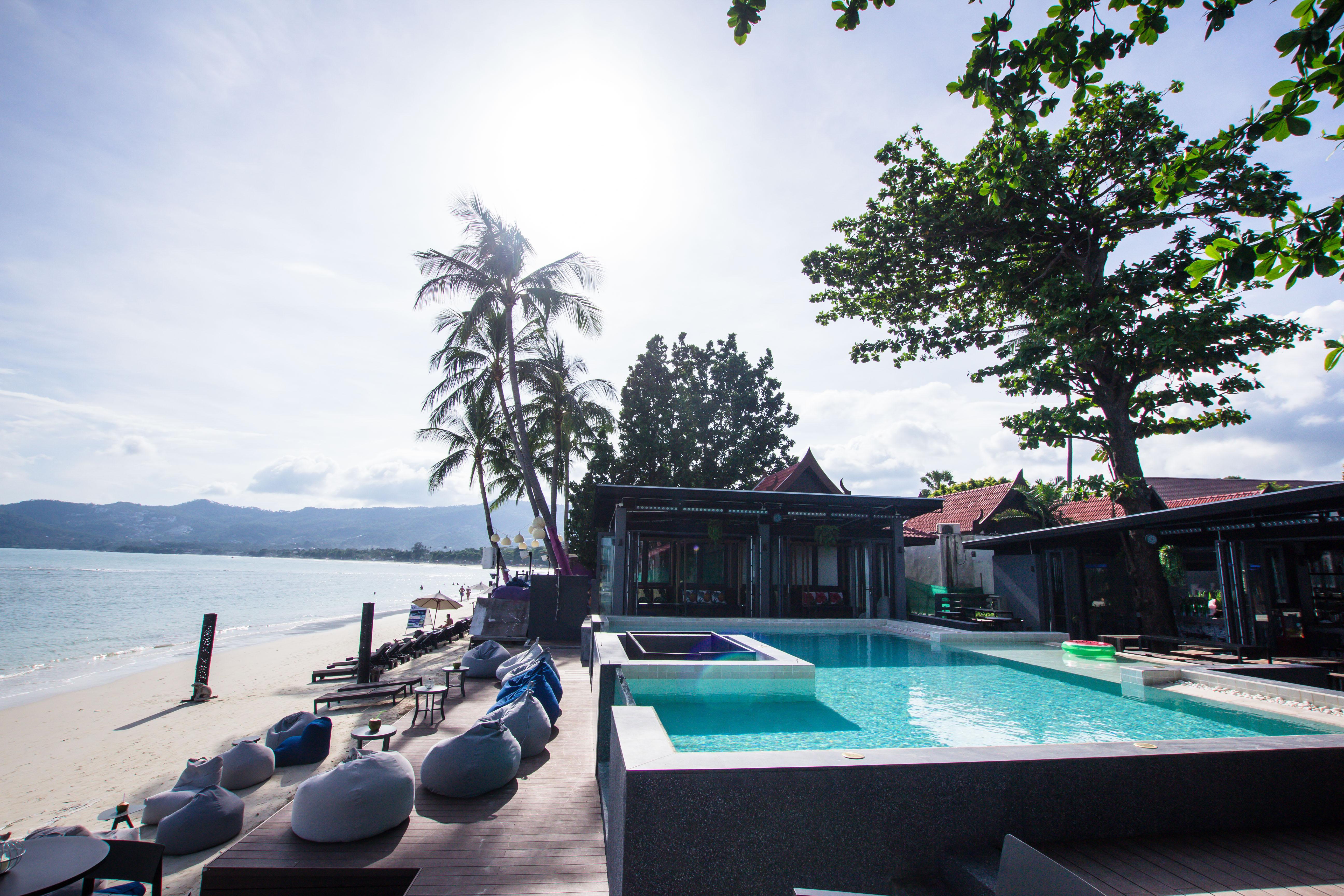 Lub D Chaweng - Beachfront & Vibrant Social Vibe Ko Samui